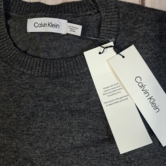 Calvin Klein Gunmetal Heather Grey Wool Blend Crew Neck Size XS - Picture 2 of 14